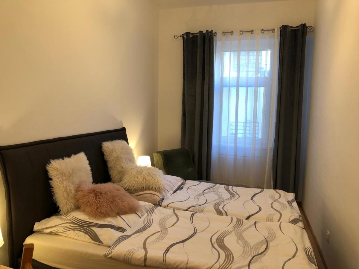 Apartmany Galeta Κάρλοβι Βάρι Εξωτερικό φωτογραφία