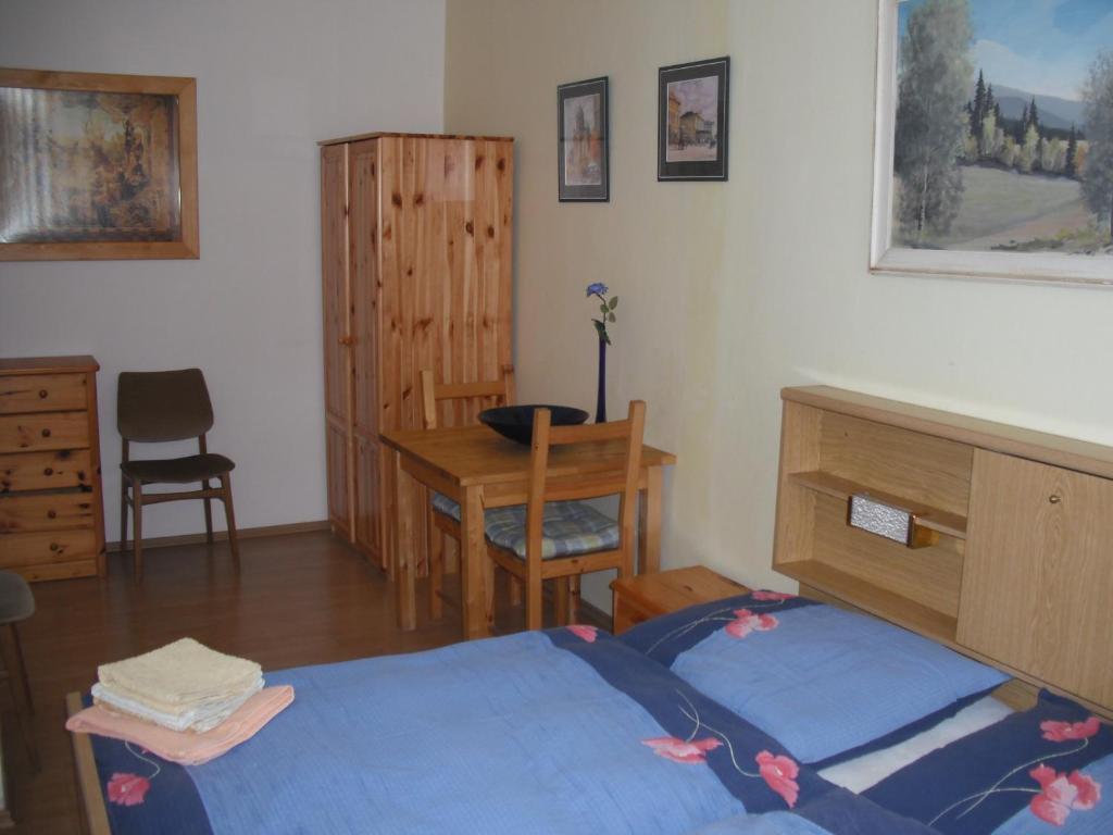 Apartmany Galeta Κάρλοβι Βάρι Δωμάτιο φωτογραφία