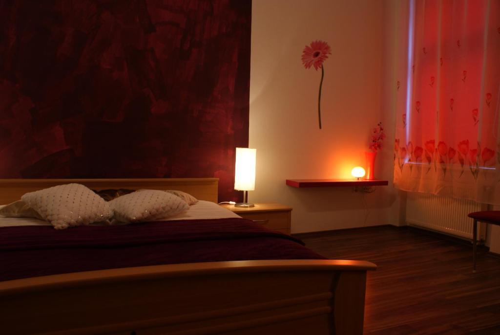 Apartmany Galeta Κάρλοβι Βάρι Δωμάτιο φωτογραφία