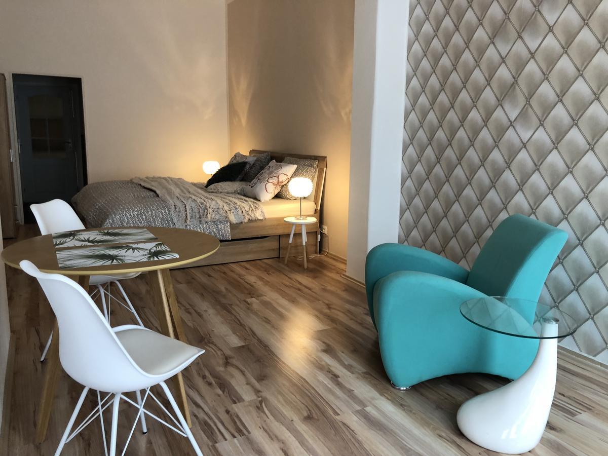 Apartmany Galeta Κάρλοβι Βάρι Εξωτερικό φωτογραφία