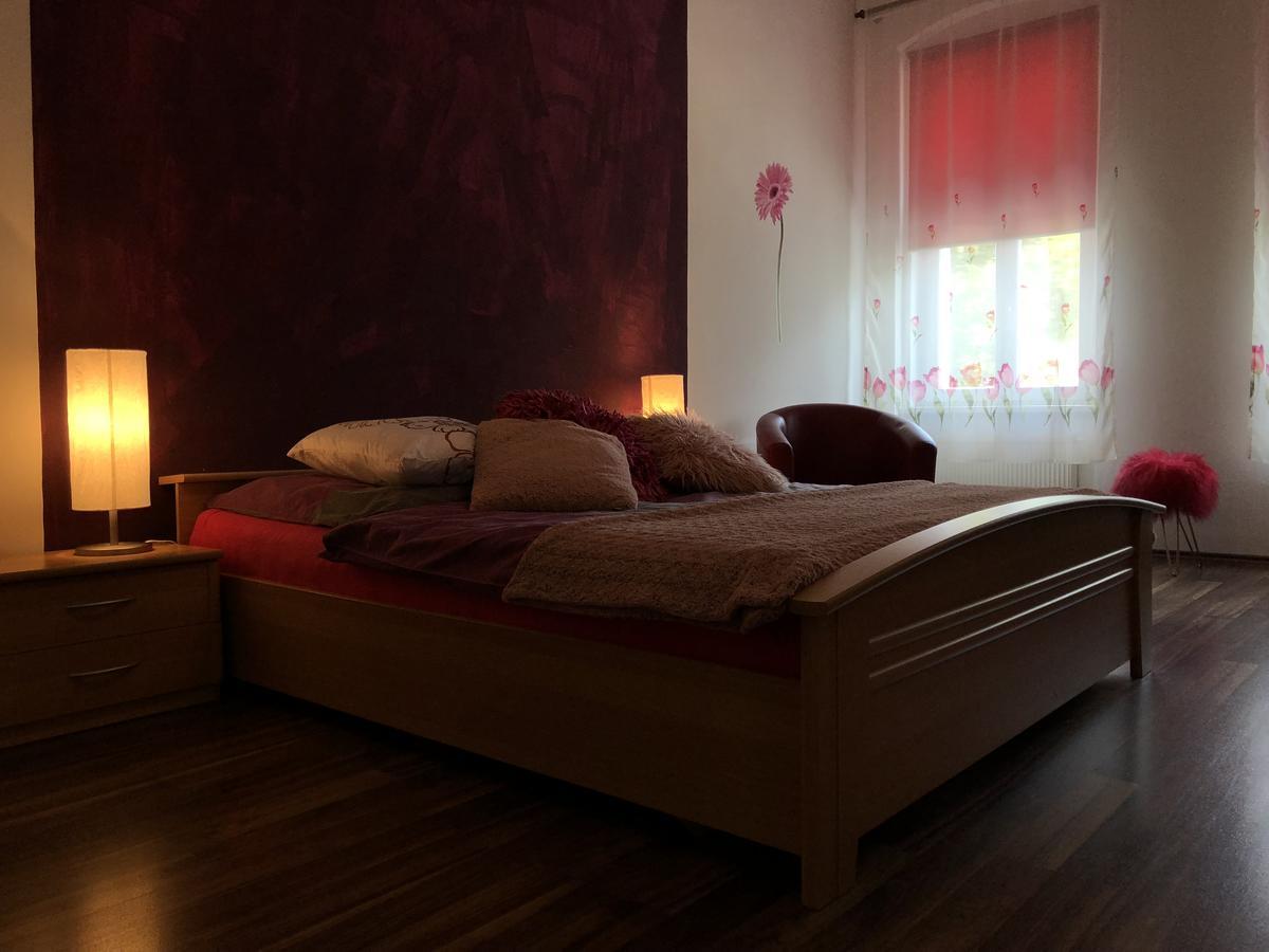 Apartmany Galeta Κάρλοβι Βάρι Εξωτερικό φωτογραφία